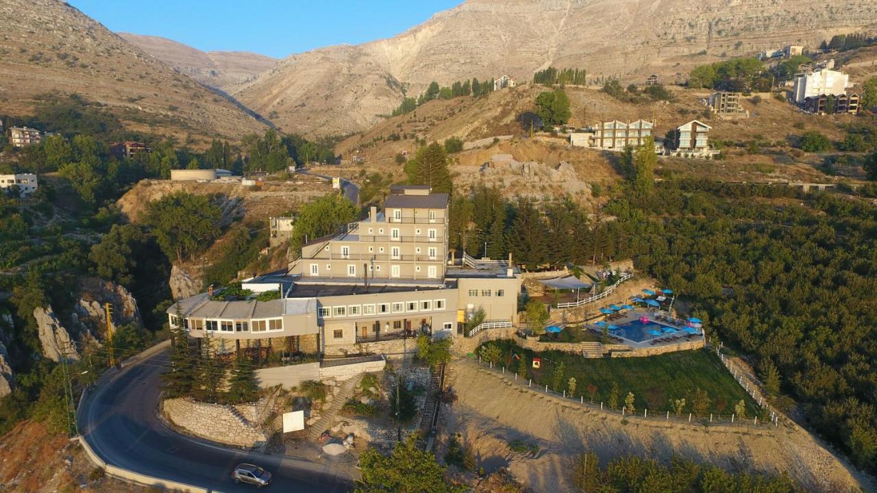 Chateau D'Eau Hotel Fārayyā Esterno foto